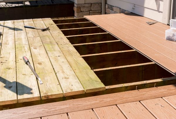 Cost of Deck Floor Replacement in Fairfield